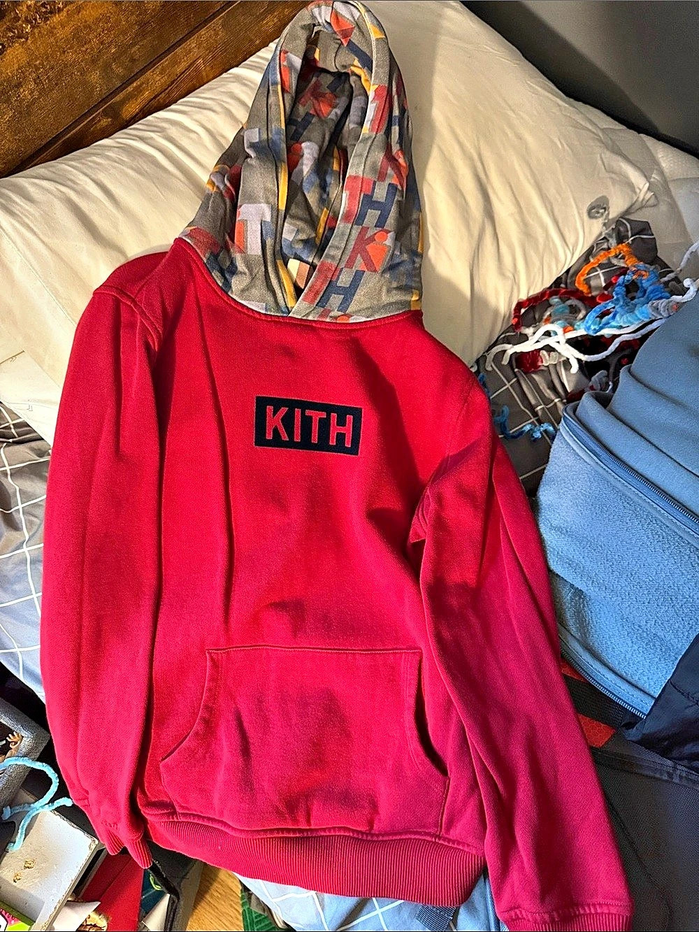 Kith Logo Hoodie in Red & Gray Size 12